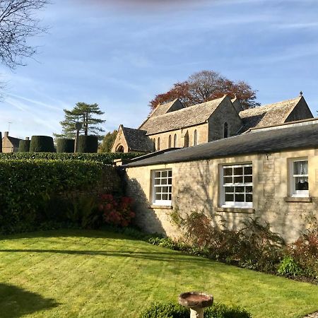 The Old Post Office Studio Apartment In A Beautiful Cotswold Village Cirencester Kültér fotó