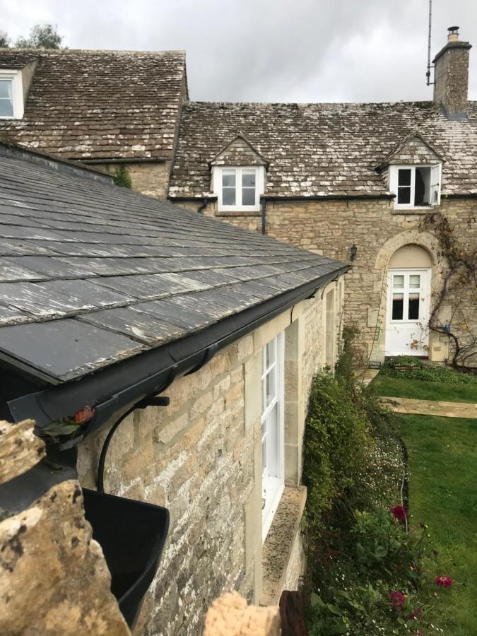 The Old Post Office Studio Apartment In A Beautiful Cotswold Village Cirencester Kültér fotó