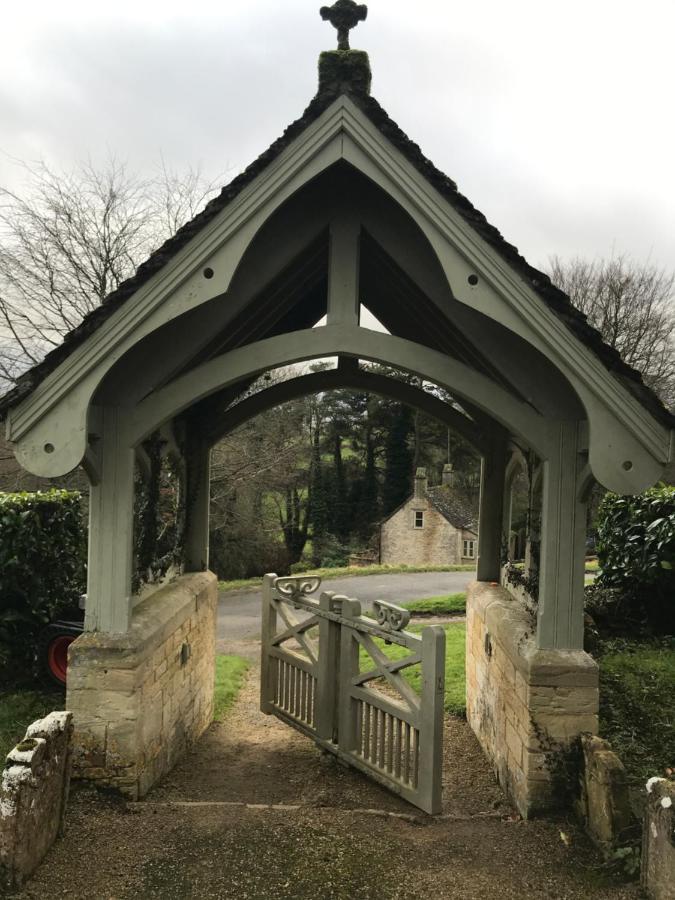 The Old Post Office Studio Apartment In A Beautiful Cotswold Village Cirencester Kültér fotó