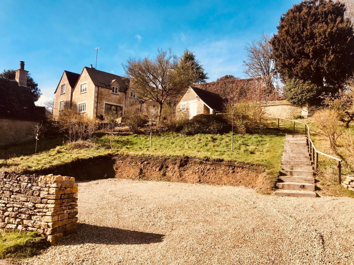 The Old Post Office Studio Apartment In A Beautiful Cotswold Village Cirencester Kültér fotó